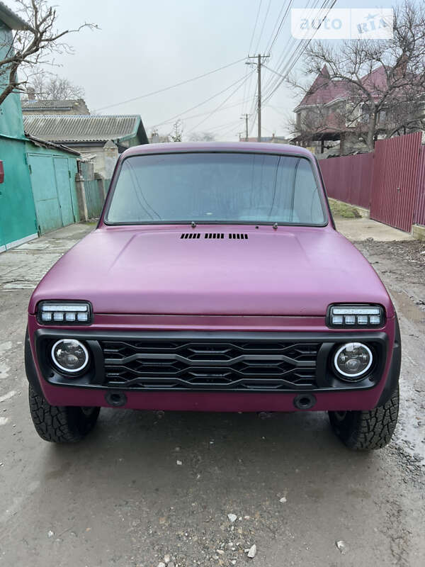 Внедорожник / Кроссовер ВАЗ / Lada 21213 Niva 2004 в Одессе