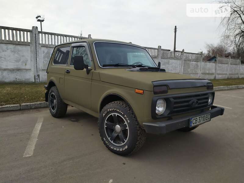 Внедорожник / Кроссовер ВАЗ 21213 Niva 2002 в 