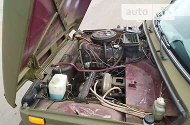 Внедорожник / Кроссовер ВАЗ 21213 Niva 2002 в 