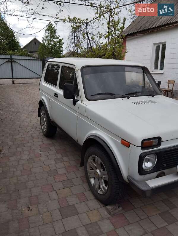 Внедорожник / Кроссовер ВАЗ / Lada 21213 Niva 1995 в Запорожье