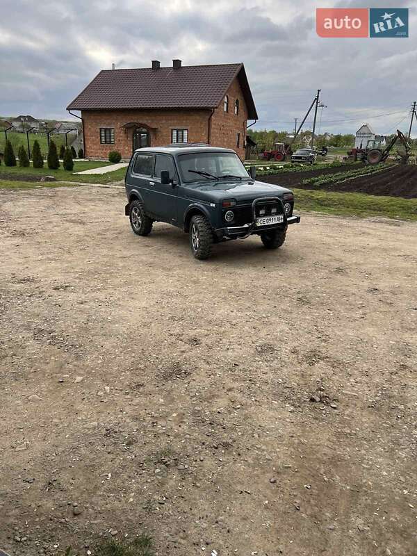 Позашляховик / Кросовер ВАЗ / Lada 21213 Niva 2002 в Чернівцях
