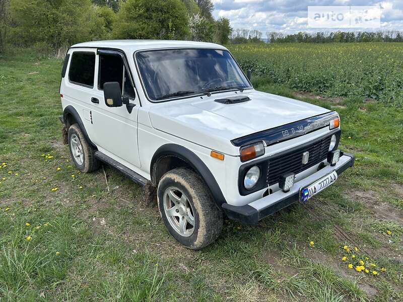 Внедорожник / Кроссовер ВАЗ / Lada 21213 Niva 1996 в Хмельницком