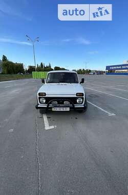Внедорожник / Кроссовер ВАЗ / Lada 21213 Niva 1995 в Каменец-Подольском