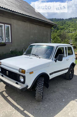 Внедорожник / Кроссовер ВАЗ 21213 Niva 2005 в 
