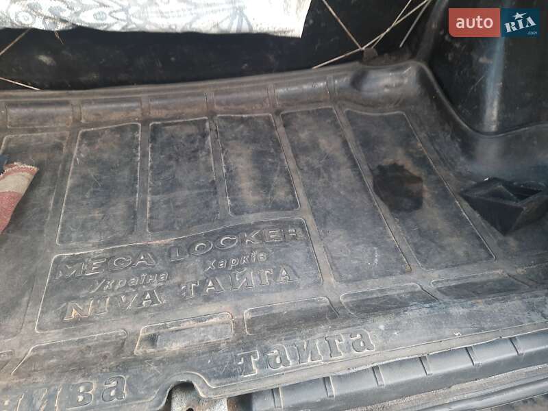 Внедорожник / Кроссовер ВАЗ / Lada 21213 Niva 2002 в Харькове
