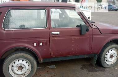 Внедорожник / Кроссовер ВАЗ / Lada 21213 Niva 2004 в Белгороде-Днестровском