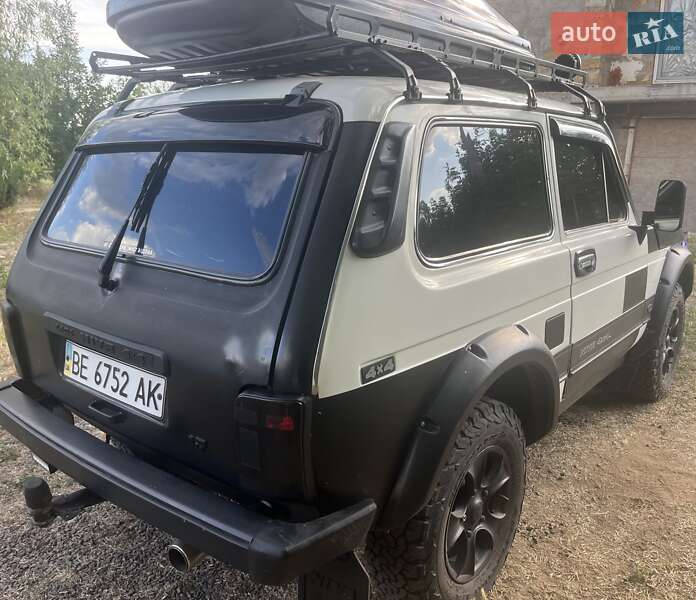 Позашляховик / Кросовер ВАЗ / Lada 21213 Niva 1995 в Херсоні