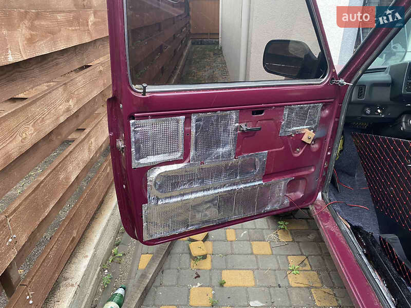 Внедорожник / Кроссовер ВАЗ / Lada 21213 Niva 2004 в Одессе