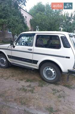 Внедорожник / Кроссовер ВАЗ 21213 Niva 1996 в 