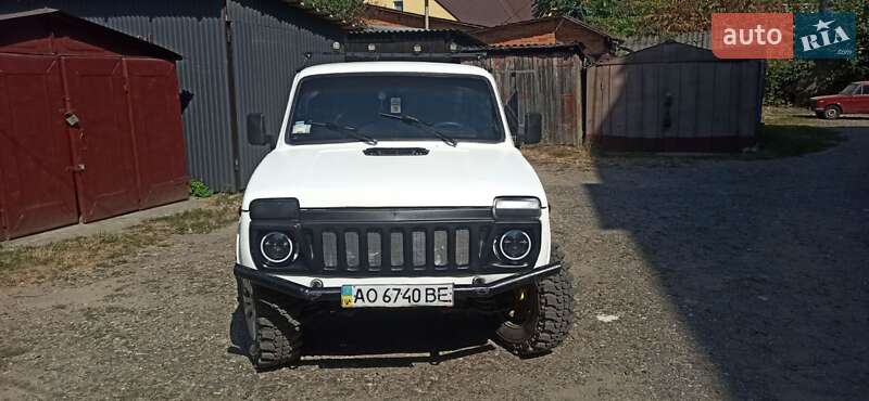 Внедорожник / Кроссовер ВАЗ / Lada 21213 Niva 1995 в Хусте фото 8 Внедорожник / Кроссовер ВАЗ / Lada 21213 Niva 1995 в Хусте