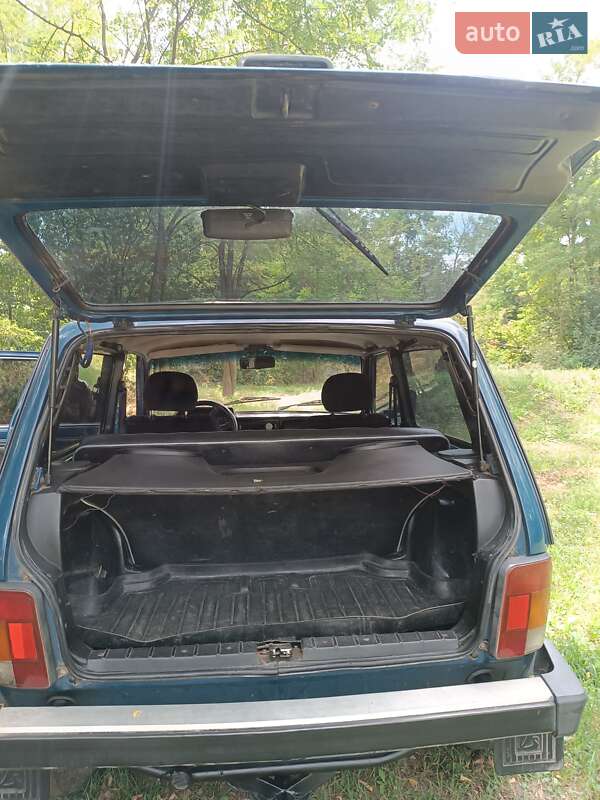 Внедорожник / Кроссовер ВАЗ / Lada 21213 Niva 2002 в Каневе