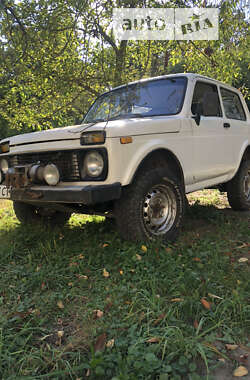 Внедорожник / Кроссовер ВАЗ / Lada 21213 Niva 1998 в Ворзеле