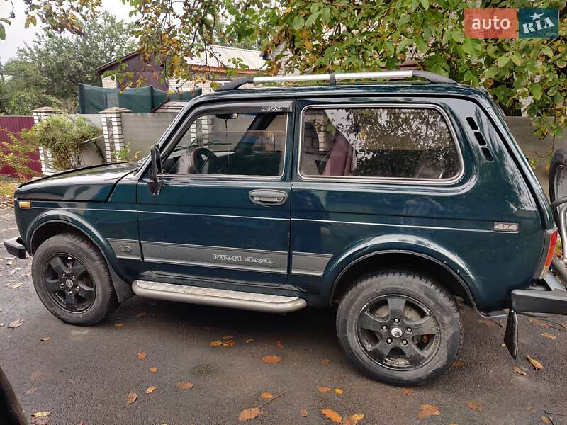 Внедорожник / Кроссовер ВАЗ / Lada 21213 Niva 2005 в Миргороде