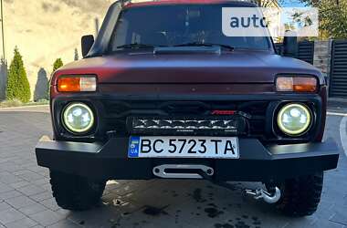 Внедорожник / Кроссовер ВАЗ / Lada 21213 Niva 2001 в Стрые