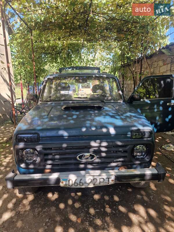 Внедорожник / Кроссовер ВАЗ / Lada 21213 Niva 2004 в Ужгороде