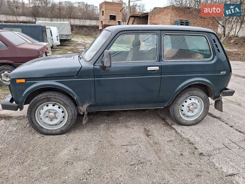 Внедорожник / Кроссовер ВАЗ / Lada 21213 Niva 2003 в Хмельницком