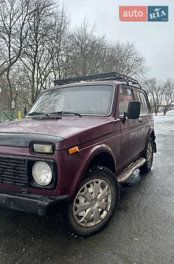 Позашляховик / Кросовер ВАЗ / Lada 21213 Niva 1999 в Тиврову