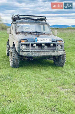 Позашляховик / Кросовер ВАЗ / Lada 21213 Niva 2001 в Ужгороді