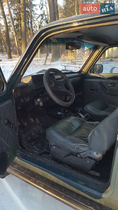 Внедорожник / Кроссовер ВАЗ / Lada 21213 Niva 2004 в Киеве