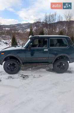 Позашляховик / Кросовер ВАЗ / Lada 21213 Niva 2004 в Калинах