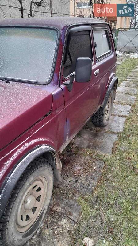 Внедорожник / Кроссовер ВАЗ / Lada 21213 Niva 2003 в Тячеве