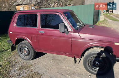 Внедорожник / Кроссовер ВАЗ / Lada 21213 Niva 2004 в Сколе