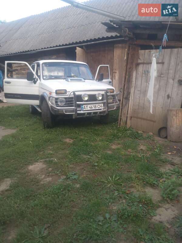 Позашляховик / Кросовер ВАЗ / Lada 21213 Niva 2003 в Болехові