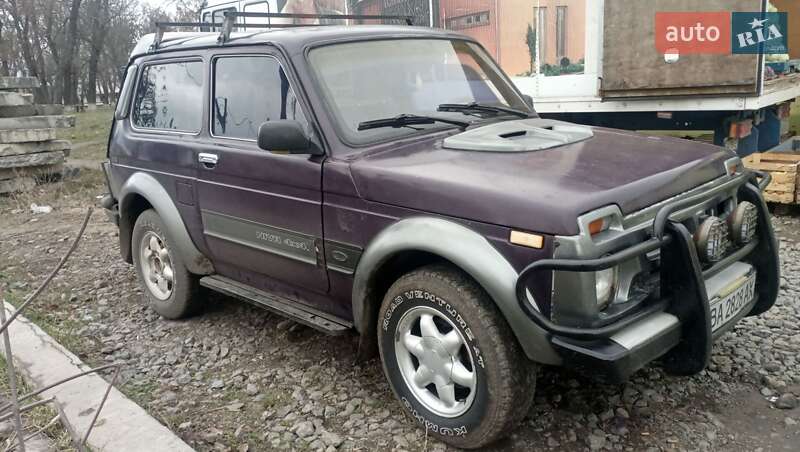 Внедорожник / Кроссовер ВАЗ / Lada 21213 Niva 1999 в Новоархангельске