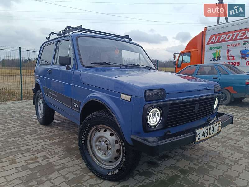 Внедорожник / Кроссовер ВАЗ / Lada 21213 Niva 1992 в Косове