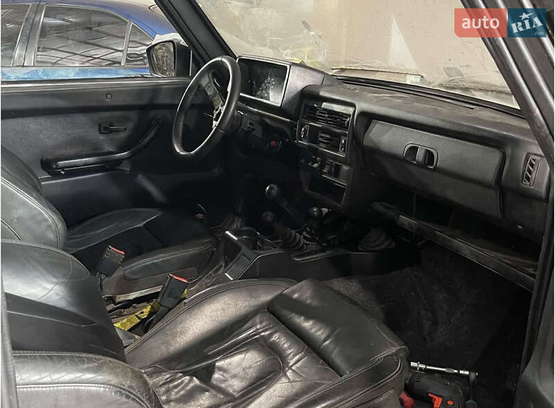 Внедорожник / Кроссовер ВАЗ / Lada 21213 Niva 2002 в Киеве