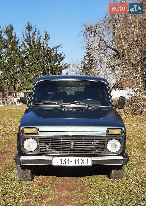 Внедорожник / Кроссовер ВАЗ 21213 Niva 2003 в 