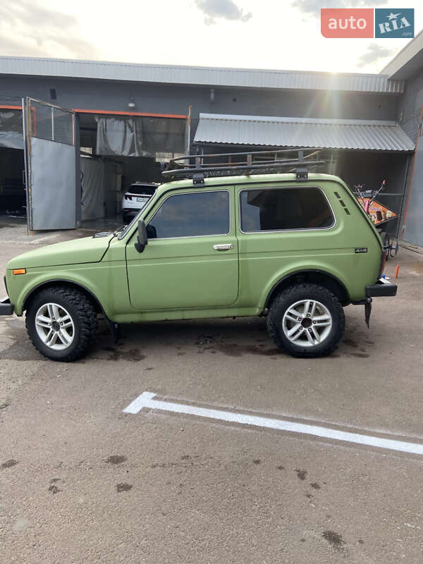 Внедорожник / Кроссовер ВАЗ / Lada 21213 Niva 2003 в Коростене фото 4 Внедорожник / Кроссовер ВАЗ / Lada 21213 Niva 2003 в Коростене