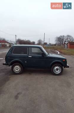 Внедорожник / Кроссовер ВАЗ 21213 Niva 2002 в 