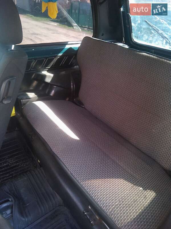 Внедорожник / Кроссовер ВАЗ / Lada 21213 Niva 2003 в Глухове фото 2 Внедорожник / Кроссовер ВАЗ / Lada 21213 Niva 2003 в Глухове