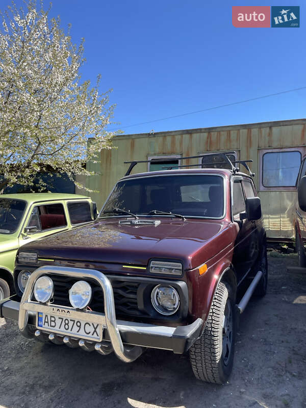 Позашляховик / Кросовер ВАЗ / Lada 21213 Niva 2004 в Гайсину