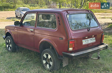 Внедорожник / Кроссовер ВАЗ 21213 Niva 2004 в 