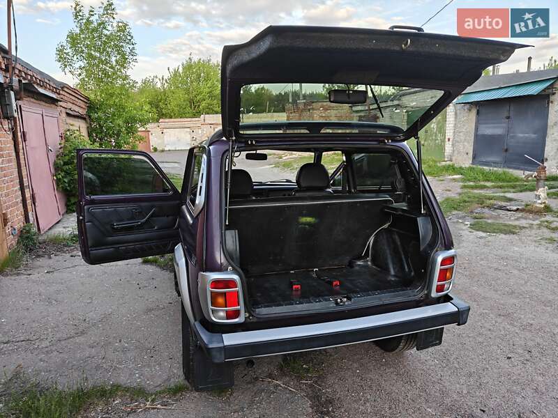 Внедорожник / Кроссовер ВАЗ / Lada 21213 Niva 2005 в Чернигове