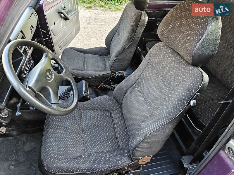 Внедорожник / Кроссовер ВАЗ / Lada 21213 Niva 2005 в Чернигове