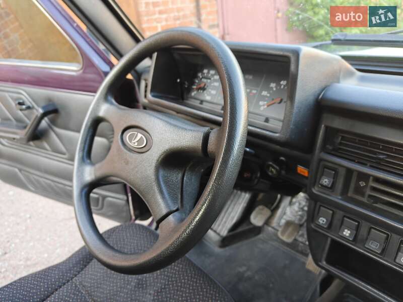 Внедорожник / Кроссовер ВАЗ / Lada 21213 Niva 2005 в Чернигове