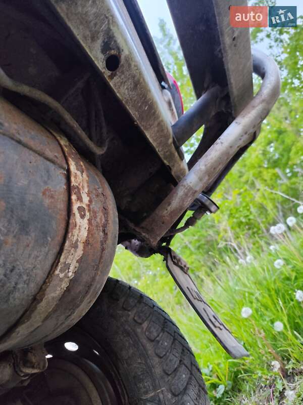 Внедорожник / Кроссовер ВАЗ / Lada 21213 Niva 1992 в Вишневце