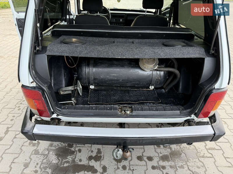 Внедорожник / Кроссовер ВАЗ / Lada 21213 Niva 2002 в Хмельницком