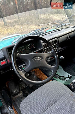 Внедорожник / Кроссовер ВАЗ 21213 Niva 1998 в 