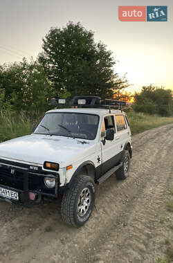 Позашляховик / Кросовер ВАЗ 21213 Niva 1995 в Вашківцях