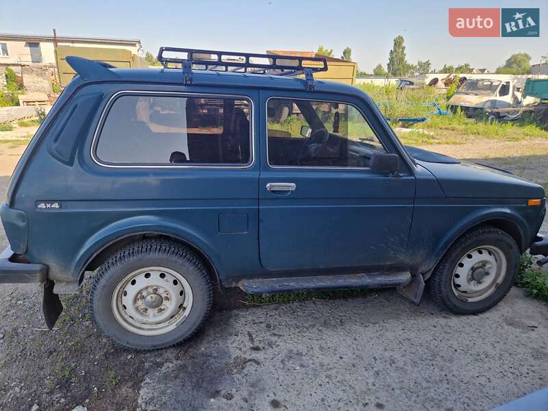 Внедорожник / Кроссовер ВАЗ / Lada 21213 Niva 2004 в Глухове