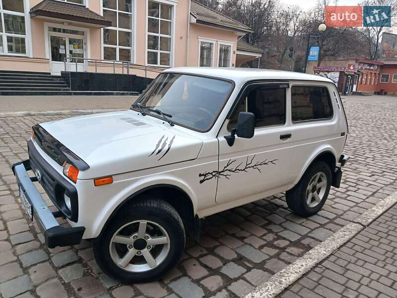 Внедорожник / Кроссовер ВАЗ / Lada 21213 Niva 1998 в Львове