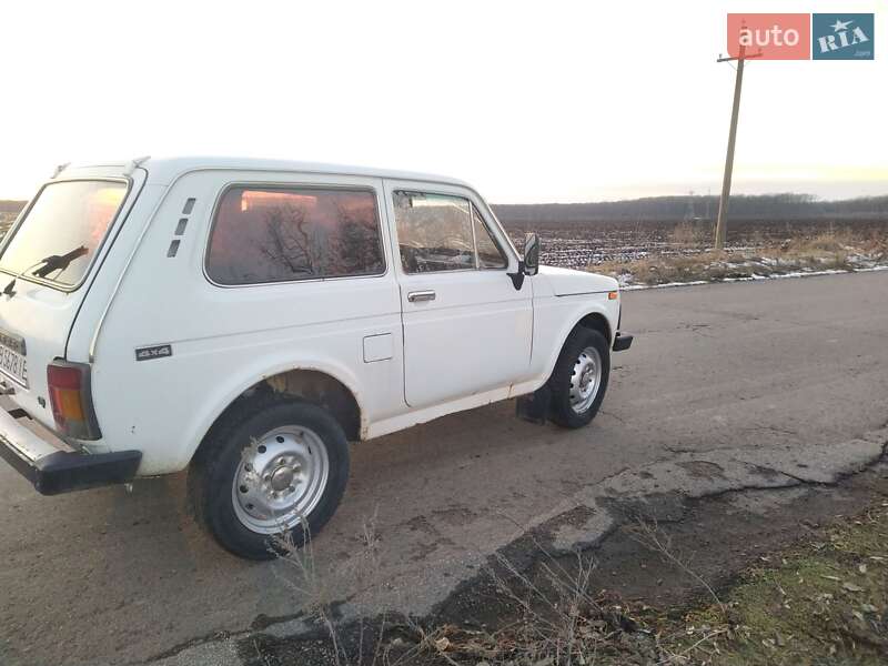 Внедорожник / Кроссовер ВАЗ / Lada 21213 Niva 1995 в Ладыжине