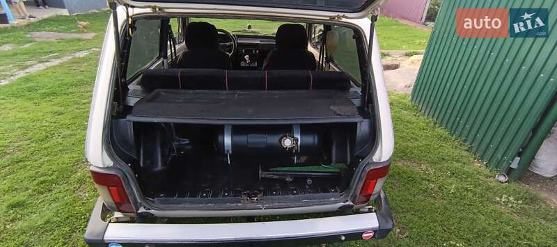 Внедорожник / Кроссовер ВАЗ / Lada 21213 Niva 1995 в Томашполе фото 16 Внедорожник / Кроссовер ВАЗ / Lada 21213 Niva 1995 в Томашполе