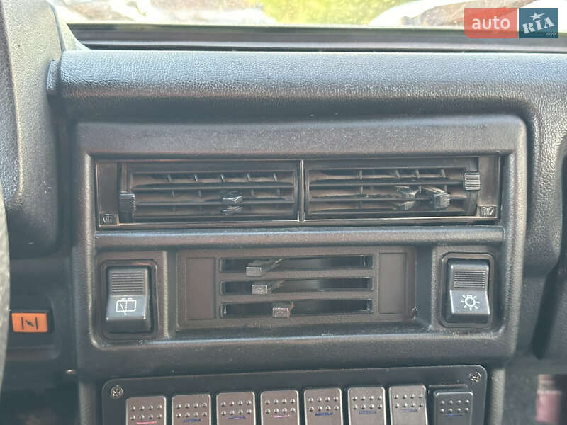 Внедорожник / Кроссовер ВАЗ / Lada 21213 Niva 2005 в Харькове фото 23 Внедорожник / Кроссовер ВАЗ / Lada 21213 Niva 2005 в Харькове