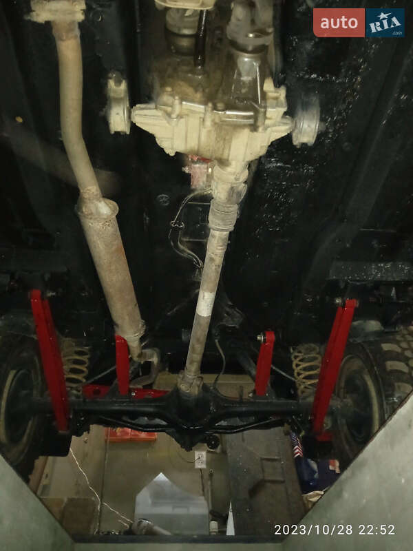 Позашляховик / Кросовер ВАЗ / Lada 21213 Niva 2005 в Ужгороді