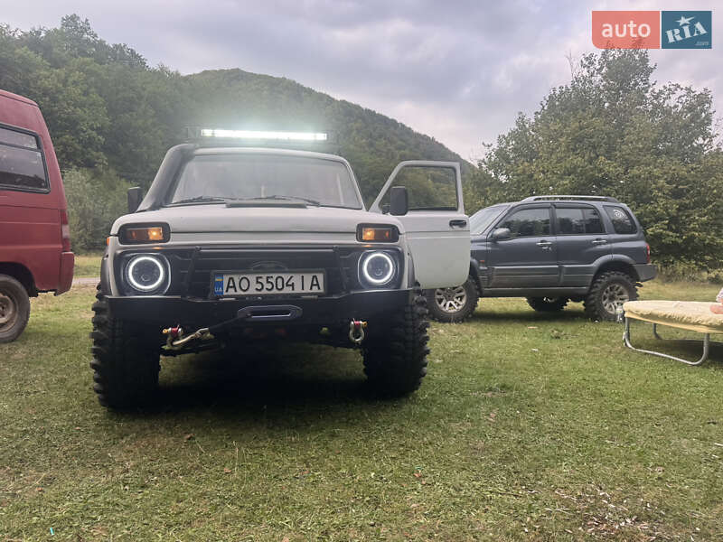 Позашляховик / Кросовер ВАЗ / Lada 21213 Niva 2005 в Ужгороді